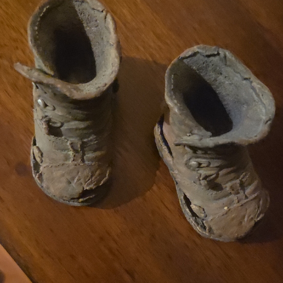 Vintage Clay Childrens Shoes (Table Ornaments) - Picture 2 of 6